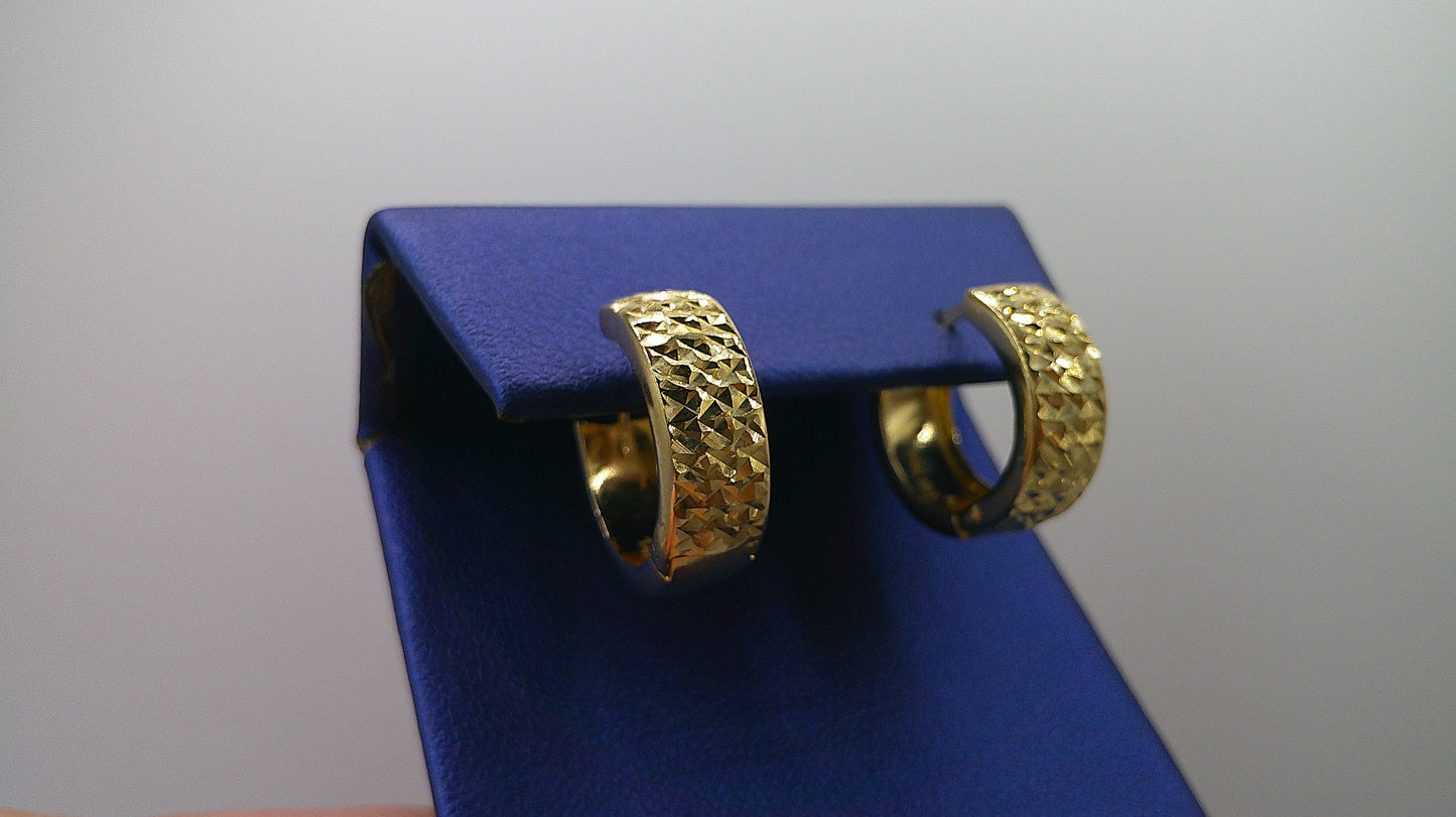 14k gold huggie earrings with hammered pattern