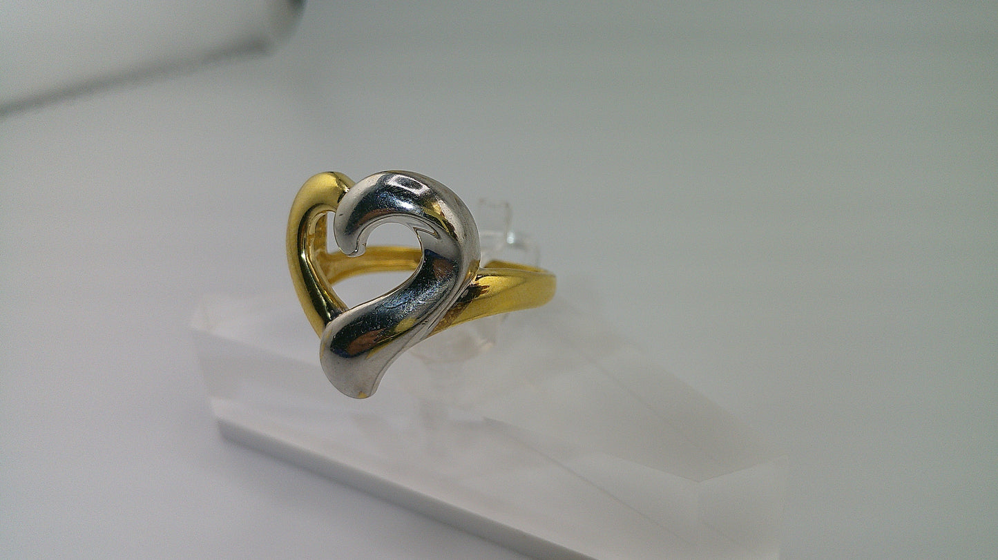 14k two-toned gold ring | size 8.5 | heart design