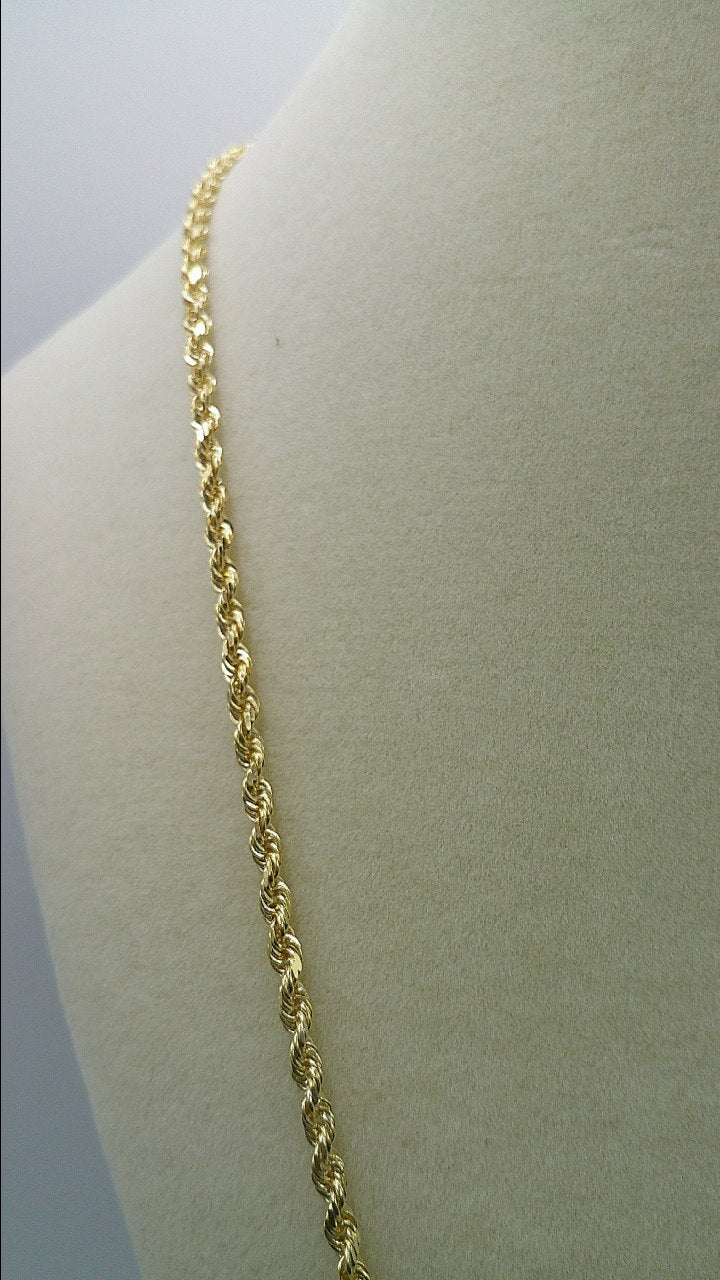 14k gold rope chain with diamond cut New York pendant