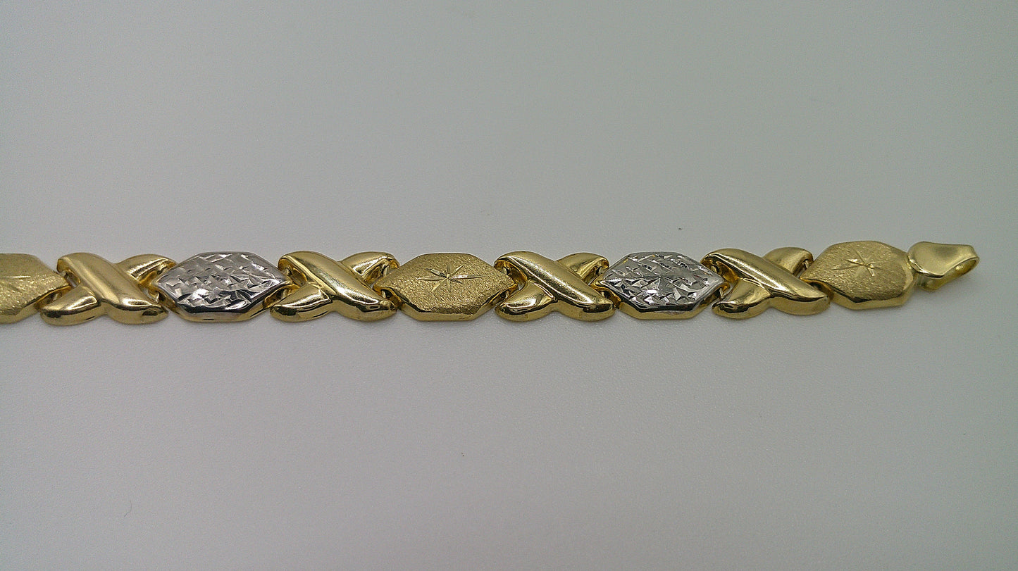 14k gold two-toned XO bracelet | star center design | yellow gold, white gold | 7 inches