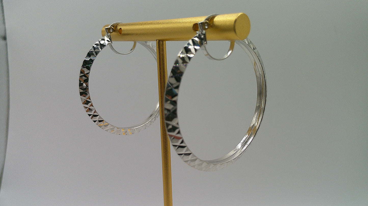 14k white gold | Diamond cut hoop earring | 2.5mm | 1.5 inch wide