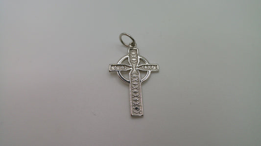 14k white gold cross pendant | crucifix | 1.1g