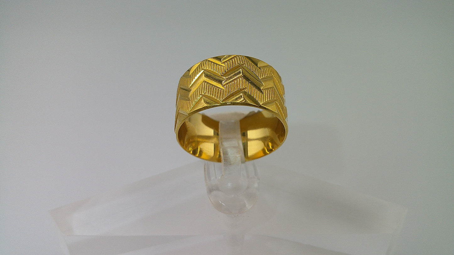 18k gold band | size 7