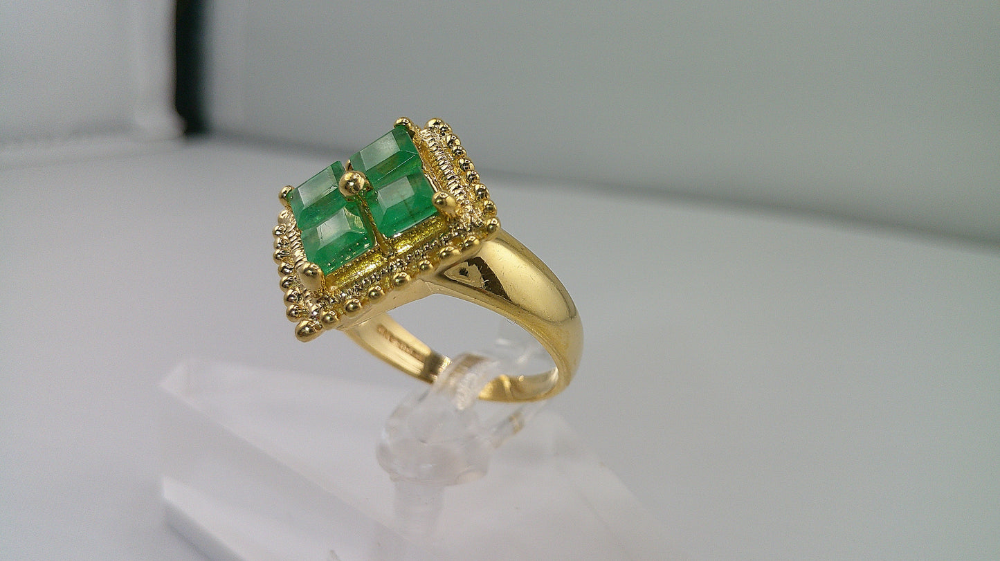 14k gold ring with emerald | size 6.5