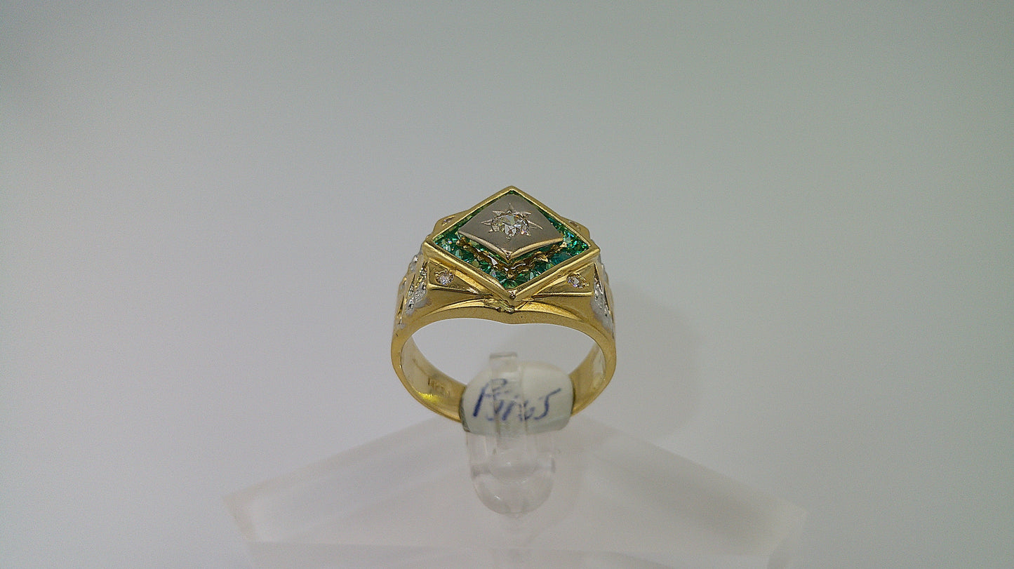 14k yellow gold ring | size 10.5 | emeralds and small diamonds