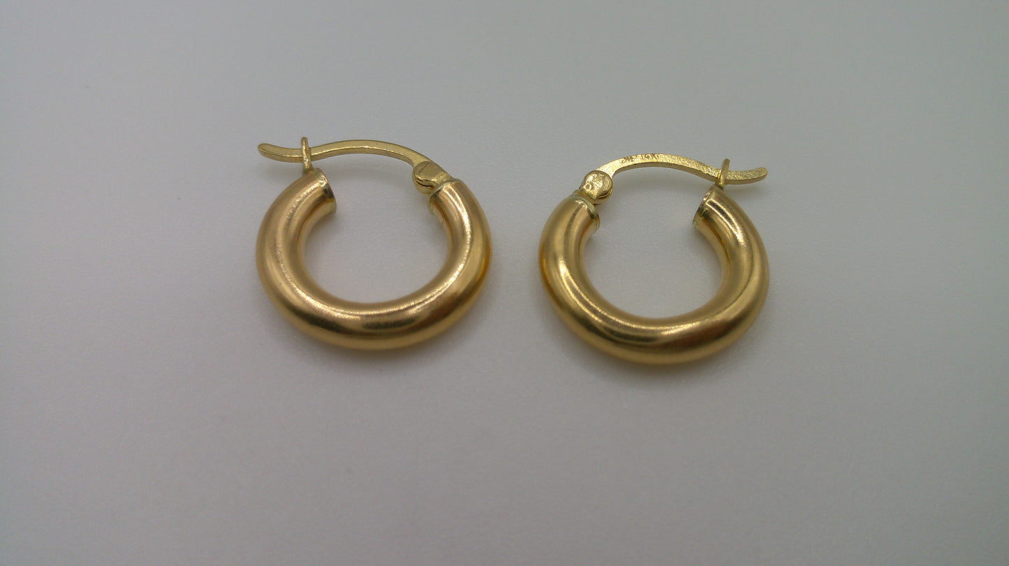 14k yellow gold | classic hoop | 2mm | 0.5 inch wide