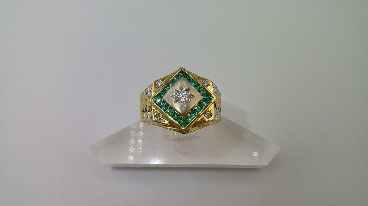 14k yellow gold ring | size 10.5 | emeralds and small diamonds