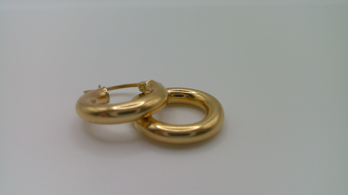 14k yellow gold | classic hoop | 2mm | 0.5 inch wide