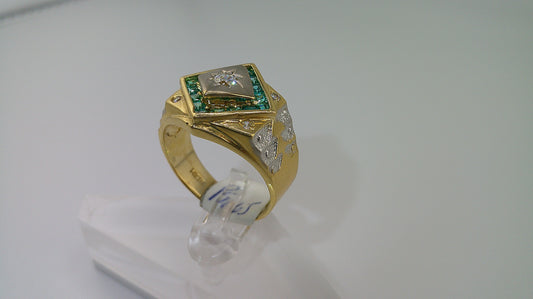 14k yellow gold ring | size 10.5 | emeralds and small diamonds