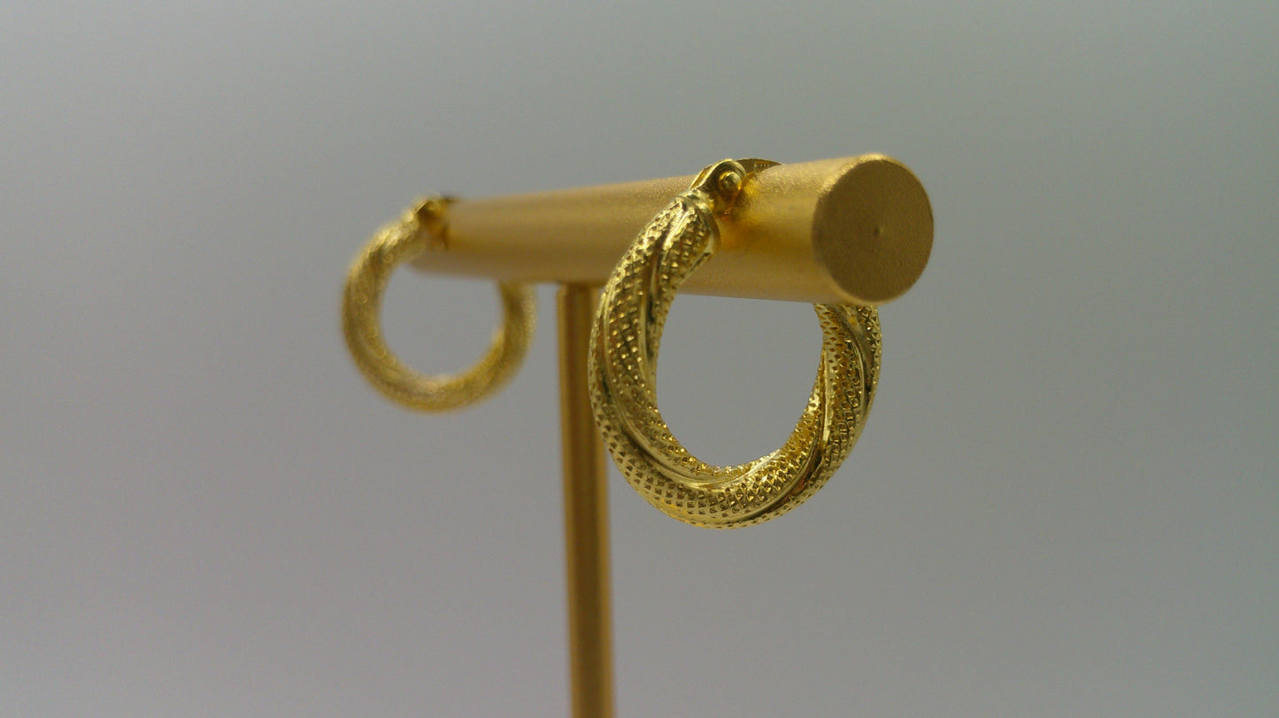 14k yellow gold | twist hoop | 2mm | 0.5 inch wide