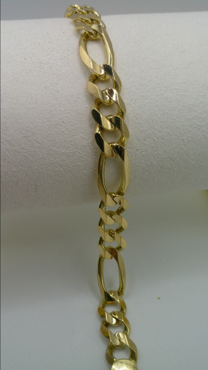 14k gold concave open figaro link bracelet | 7.5mm | 8 inches