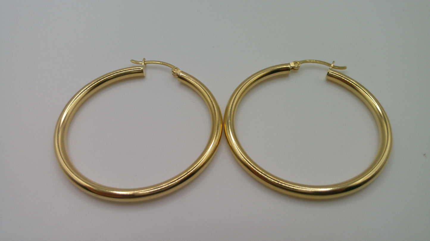 14k yellow gold classic hoop | 2mm | 1.5 inch wide