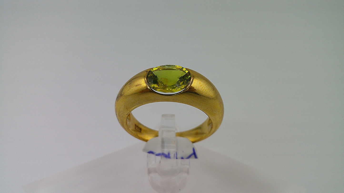 18k yellow gold ring | peridot stone | size 7