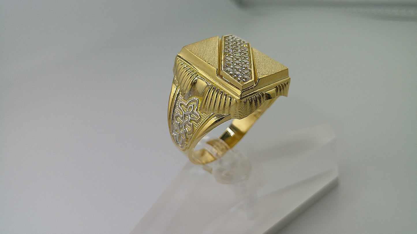 14k gold ring with zirconia | size 10.5