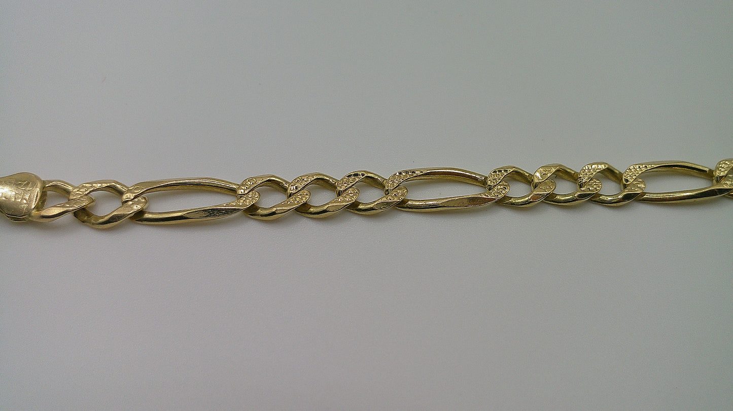 14k yellow gold Pave Figaro link bracelet | 8.5 inches