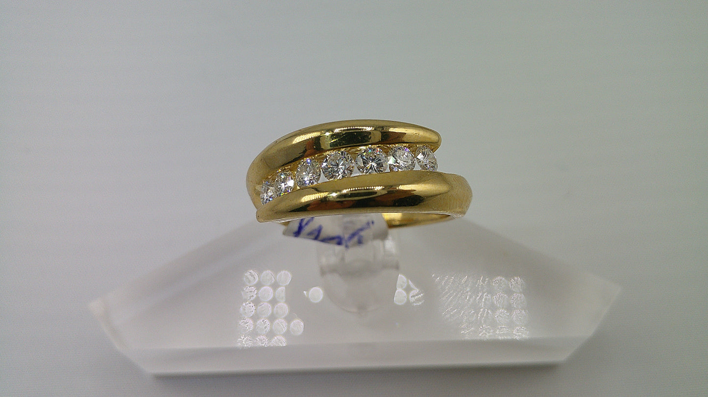 14k gold ring with 0.5 carat in diamonds | size 7.5