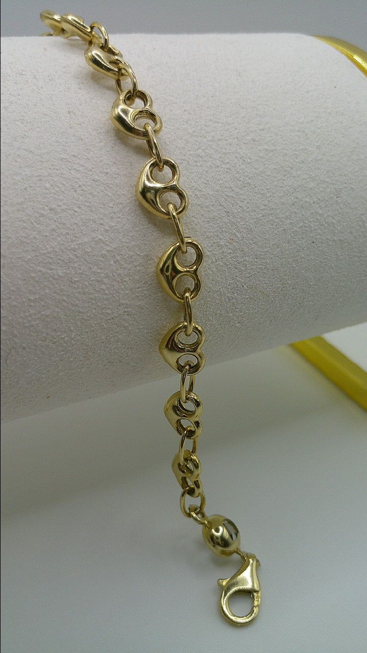 14k gold heart link bracelet | 7.25 inches