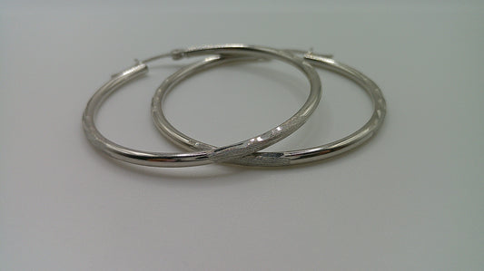 14k white gold | Diamond cut hoop earring | 1.5mm | 1.5 inches wide