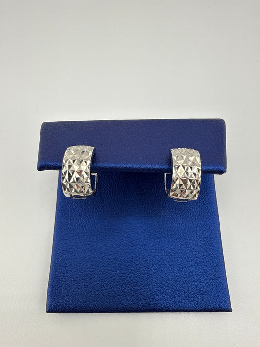 14k white gold huggie earrings | hammered design - X-small