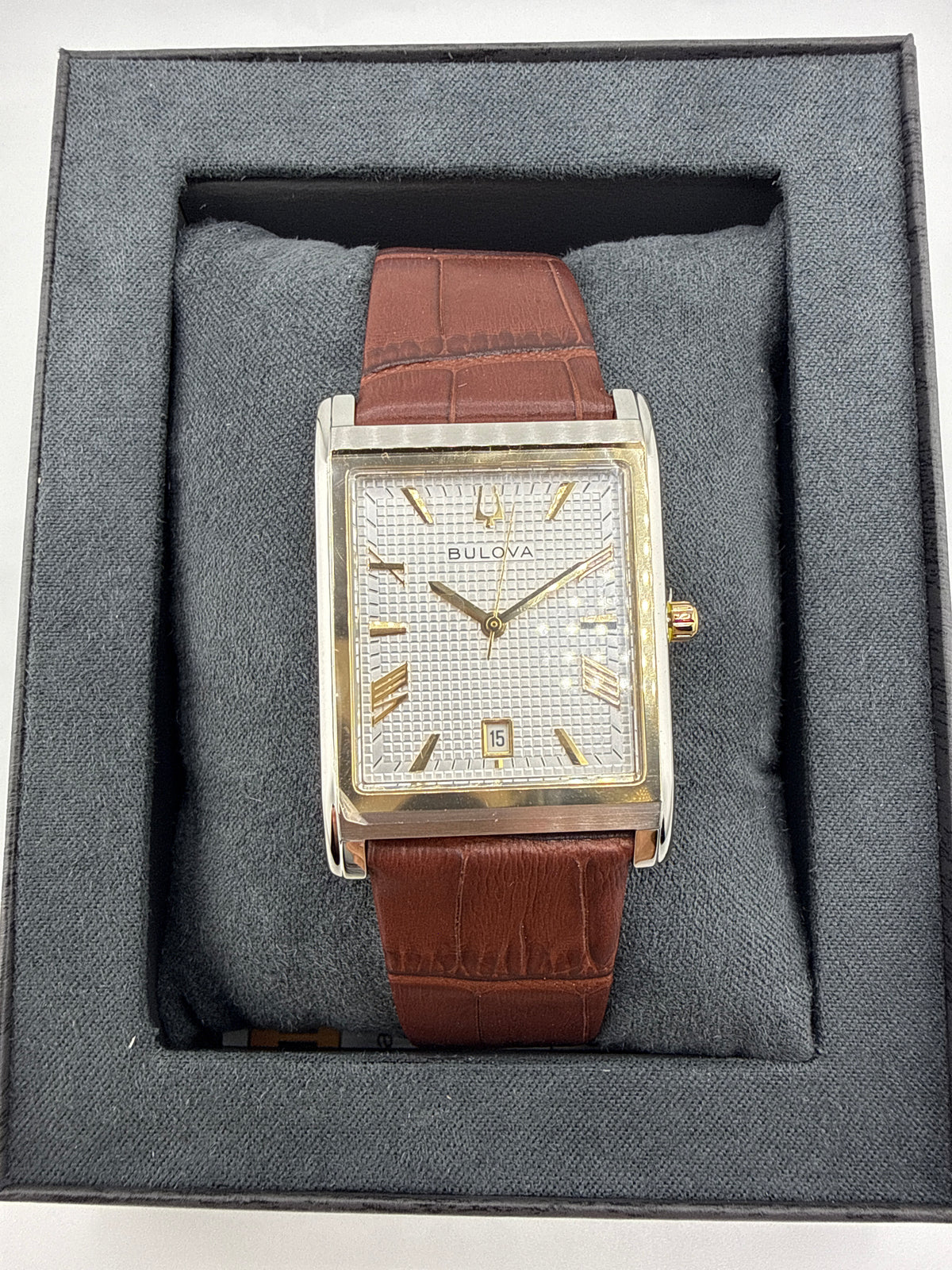 Bulova Sutton