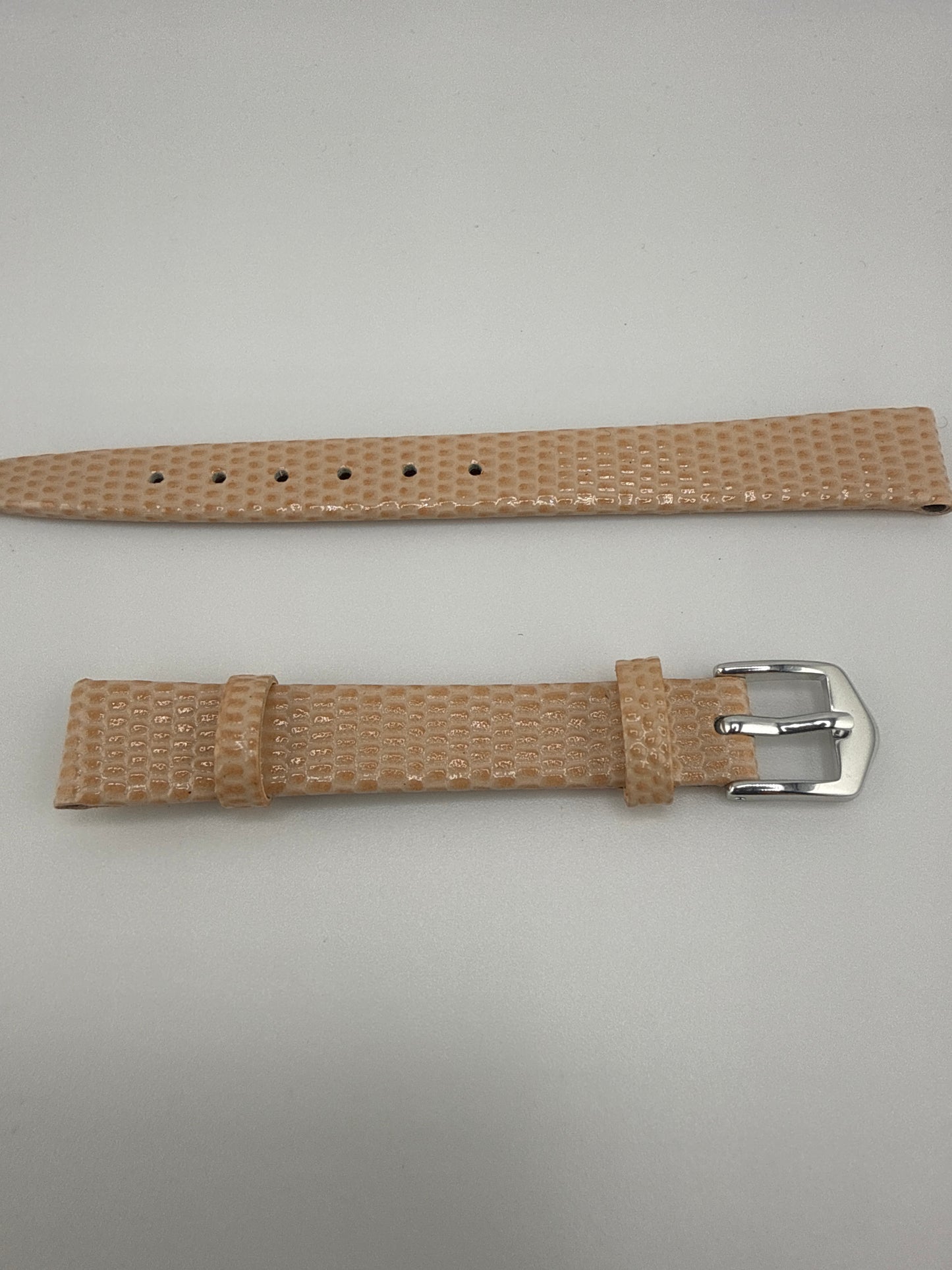 Gilden Peach Flat Lizard Grain Calfskin with Silver