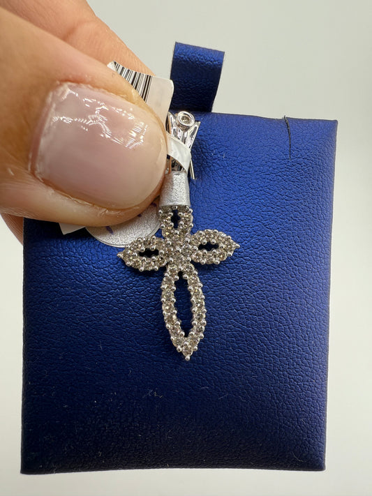 14k white gold diamond pendant