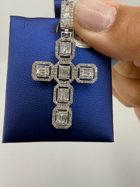 14k white gold diamond cross pendant | 1.6ct