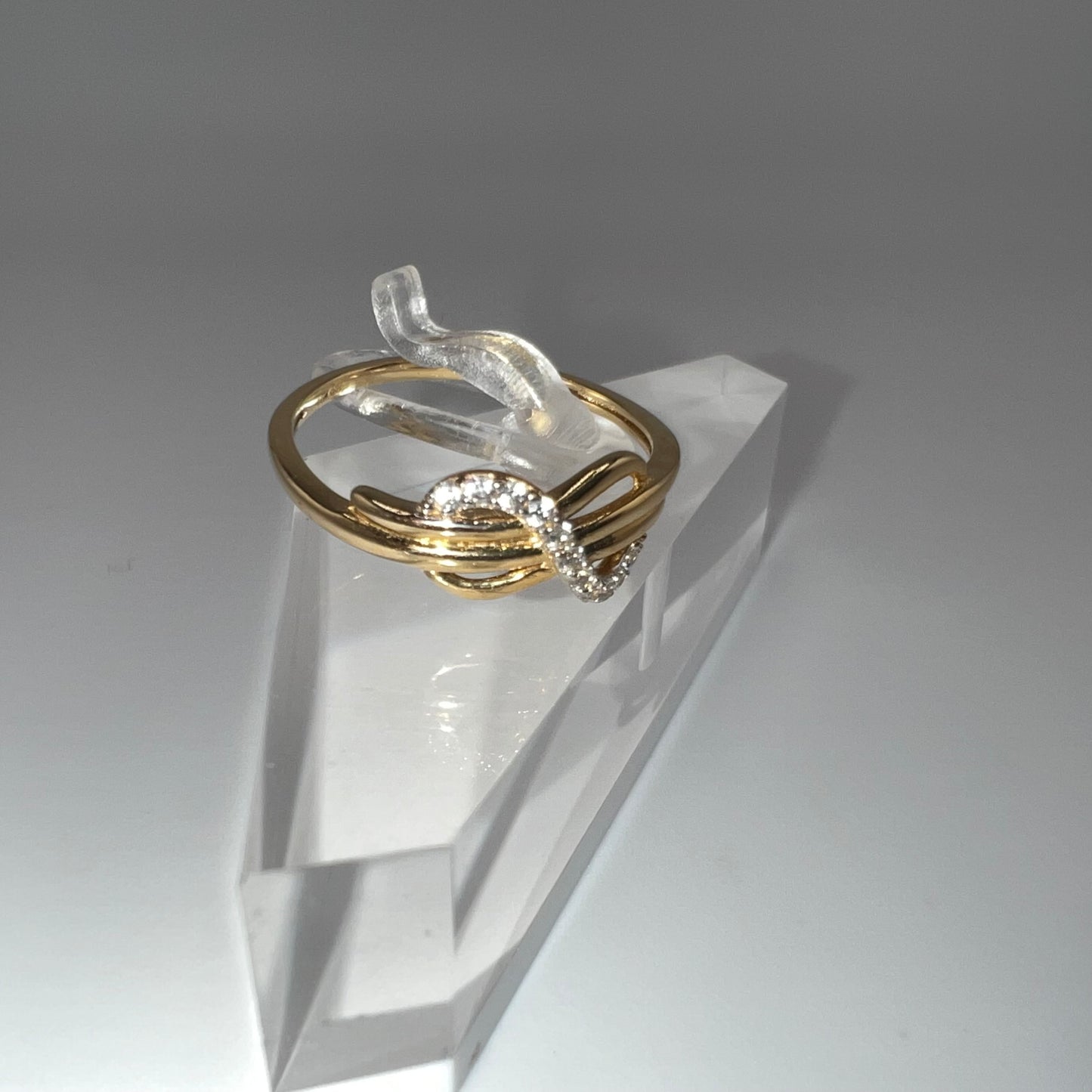 14k gold | infinity symbol | zirconia | size 7