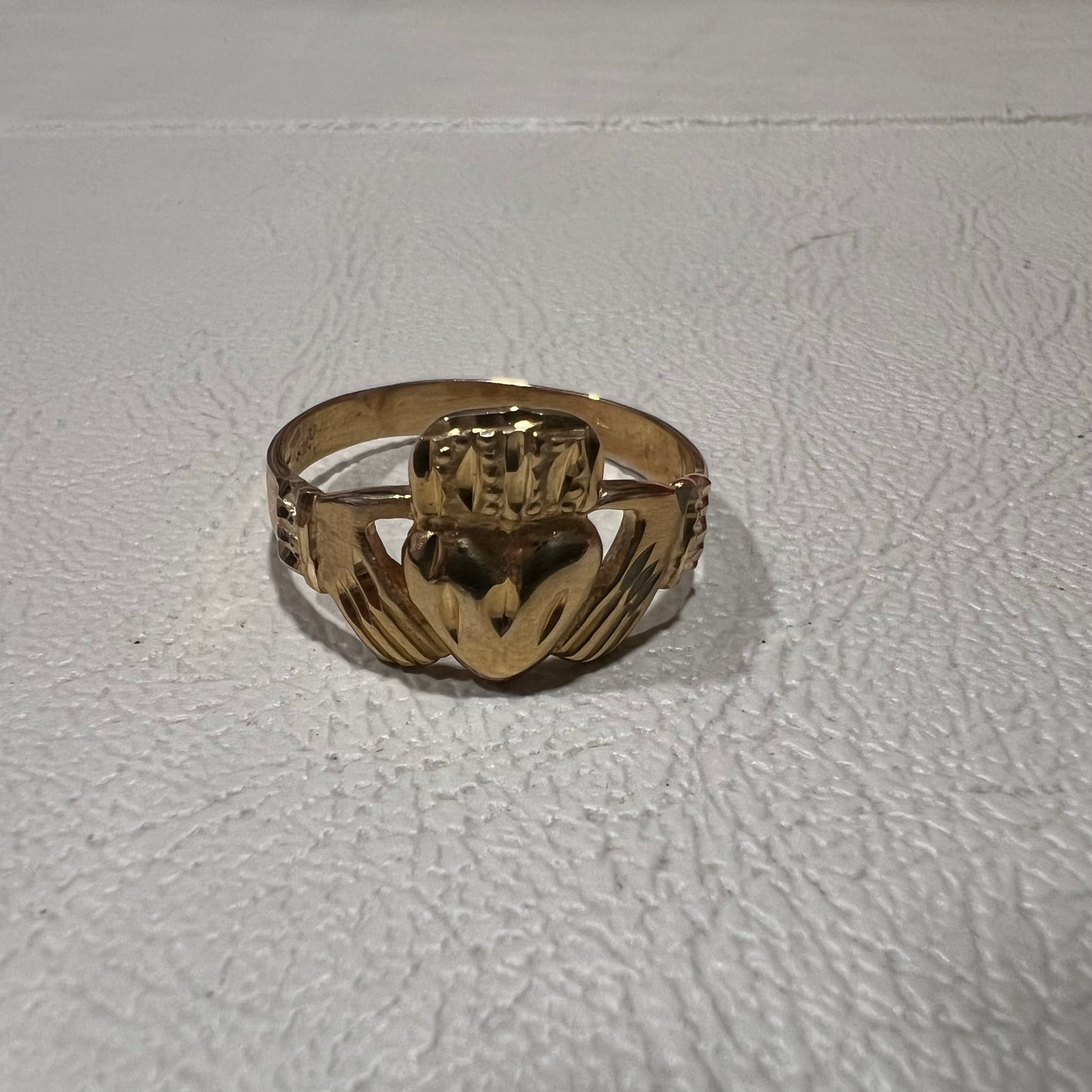 14k gold | Claddagh ring | size 12.25