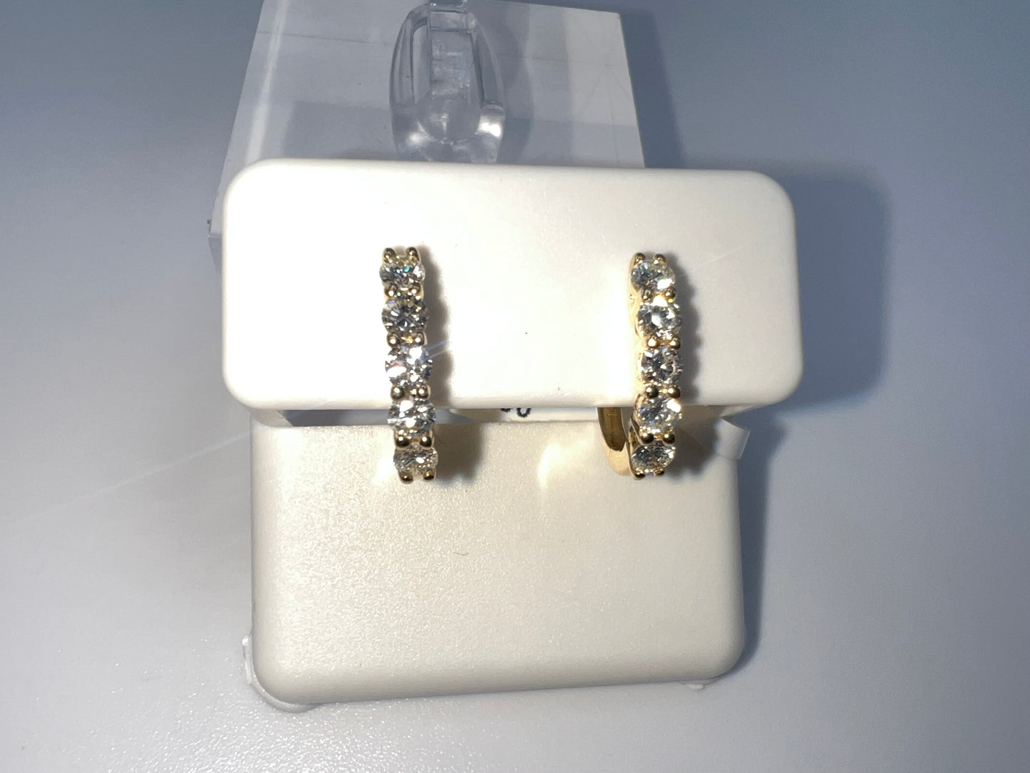 14k diamond huggie earrings | 0.85 ct diamonds