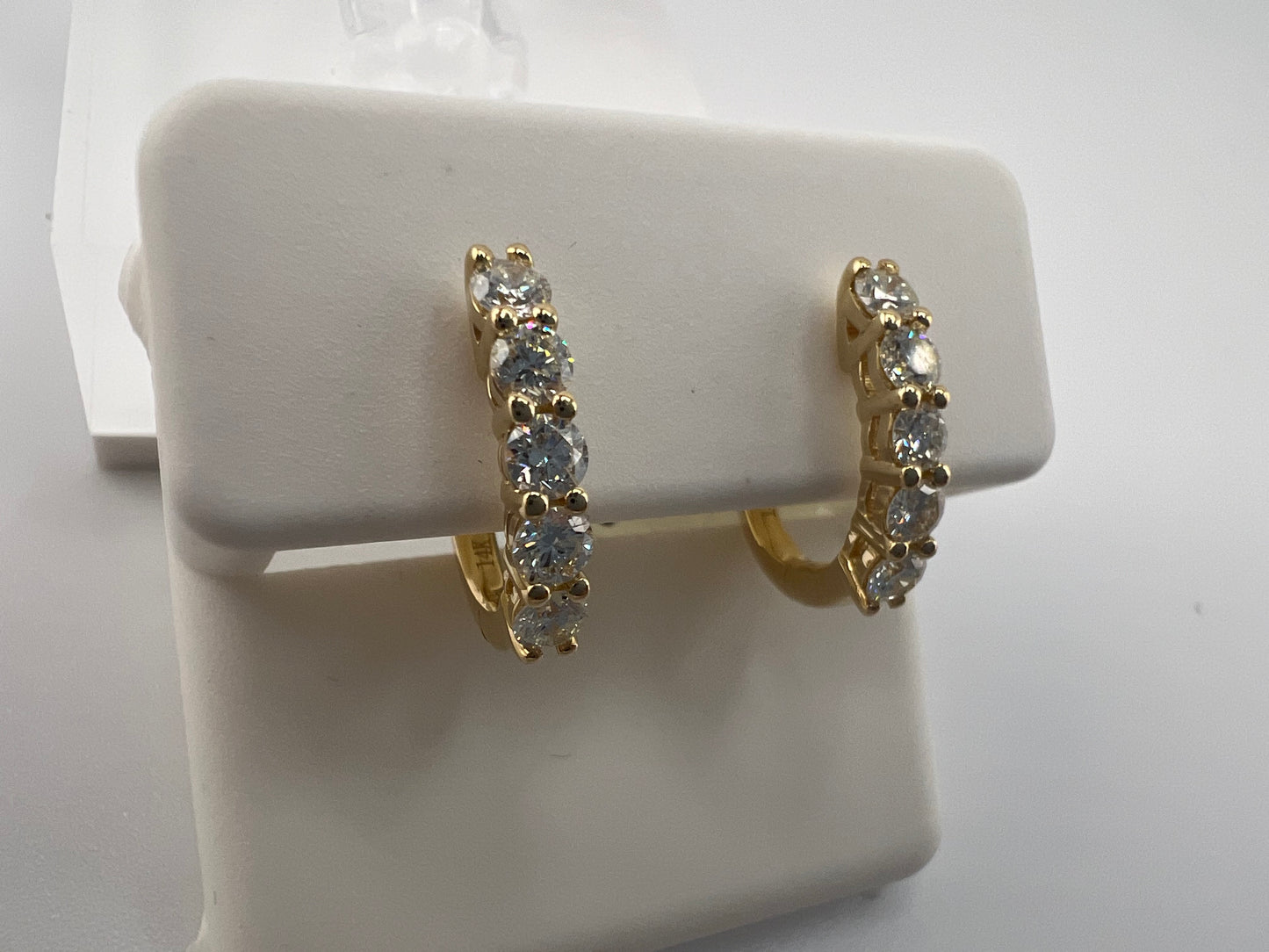 14k diamond huggie earrings | 0.85 ct diamonds