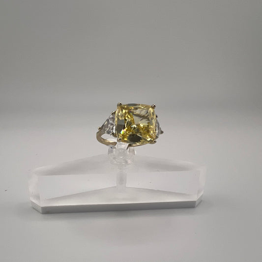 14k gold | yellow sapphire and zirconia | size 5.5